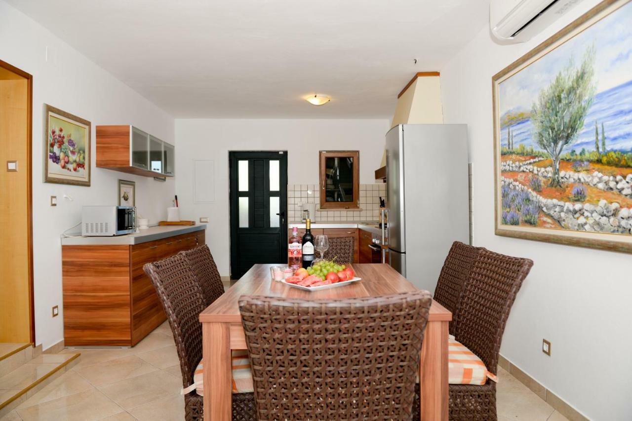 Apartment Markioli Повля Екстер'єр фото